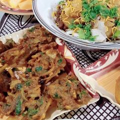 A picture of Pyaz pakora.