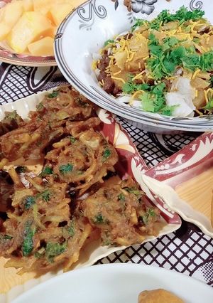 A picture of Pyaz pakora.