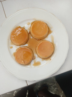 Una foto de Flan de Leche, huevo y vainilla