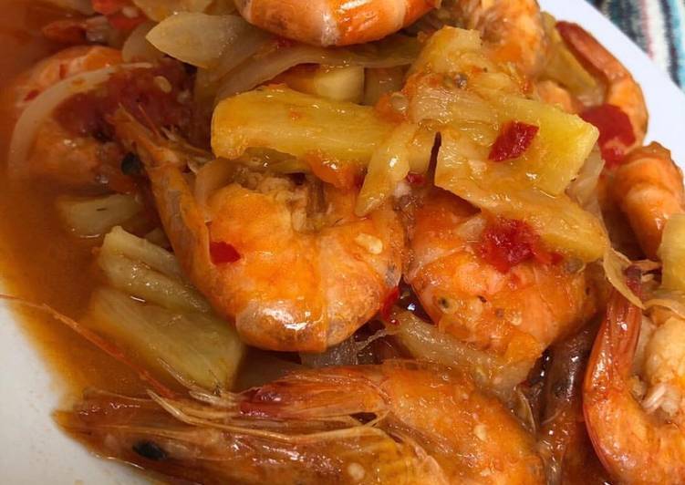 Langkah Mudah untuk meracik Udang Pedas Masak Nanas yang praktis