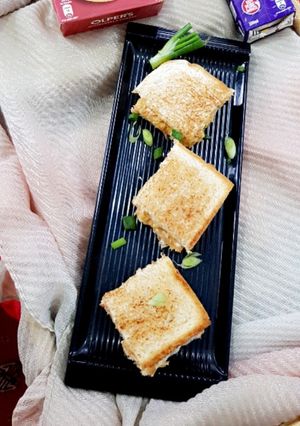 A picture of Chicken cheese Sandwich.