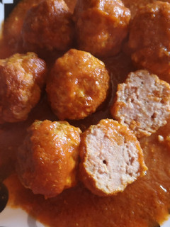 Una foto de Albóndigas en salsa especial