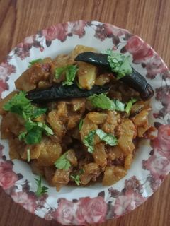 लौकी की सब्जी (Lauki i sabzi recipe in Hindi) रेसिपी मुख्य फोटो