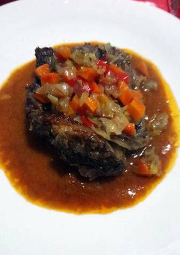 Una foto de Osobuco y mirepoix