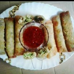 A picture of Spring rolls.