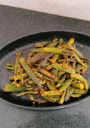 A picture of Achaari Bhindi.