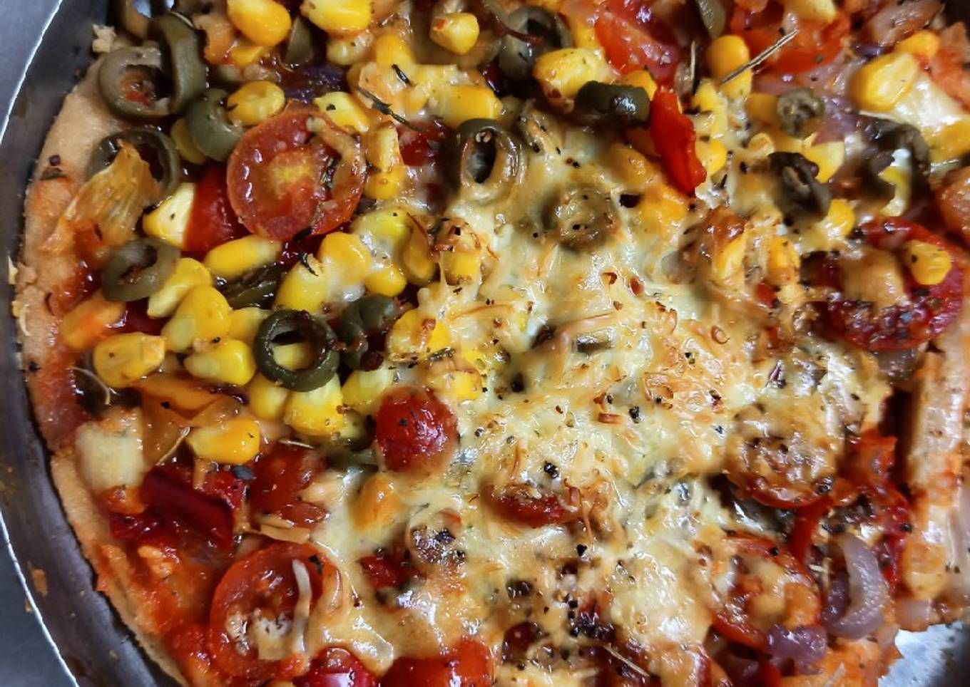 Bread Yummy wheat Pizza in Pan