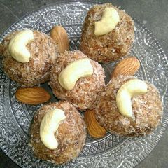 Bread churma laddu A picture of Bread churma laddu.