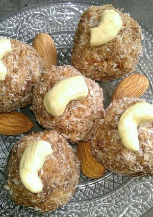 A picture of Bread churma laddu.