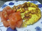Una foto de omelette zapallitos