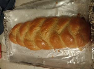 Una foto de Pan de leche trenzado