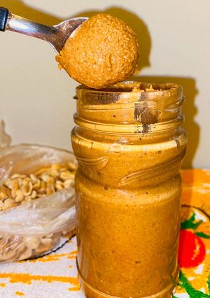Una foto de Mantequilla de maní casera 🥜