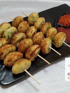 झटपट रवा आप्पे (rava appe recipe in marathi) रेसिपी चे मुख्य फोटो