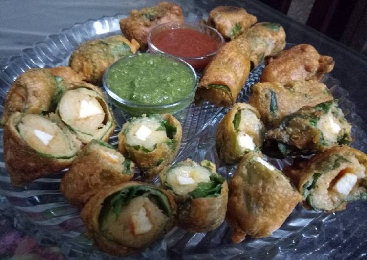 Simple Way to Make Perfect Spinach Paneer Rolls (palak paneer roll)