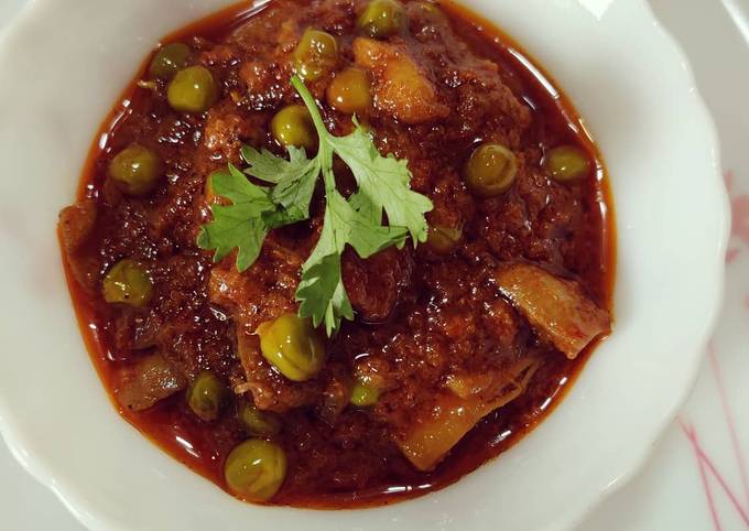 Step-by-Step Guide to Prepare Favorite Mushroom Matar Masala