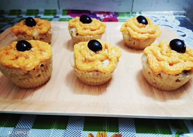 Recipe of Super Quick Orange black berry muffins