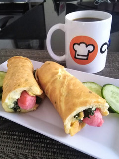 Una foto de Omelette de chorizo y espinacas👍🇵🇪