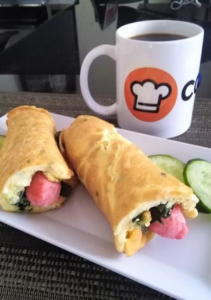 Una foto de Omelette de chorizo y espinacas👍🇵🇪