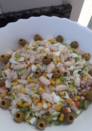 Foto principal de Ensaladilla de alubias blancas