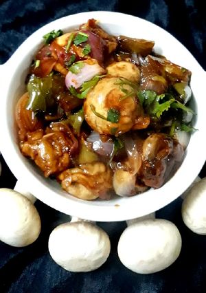 A picture of Chilli Mushroom.