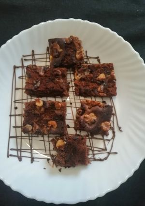 A picture of Orange brownies.