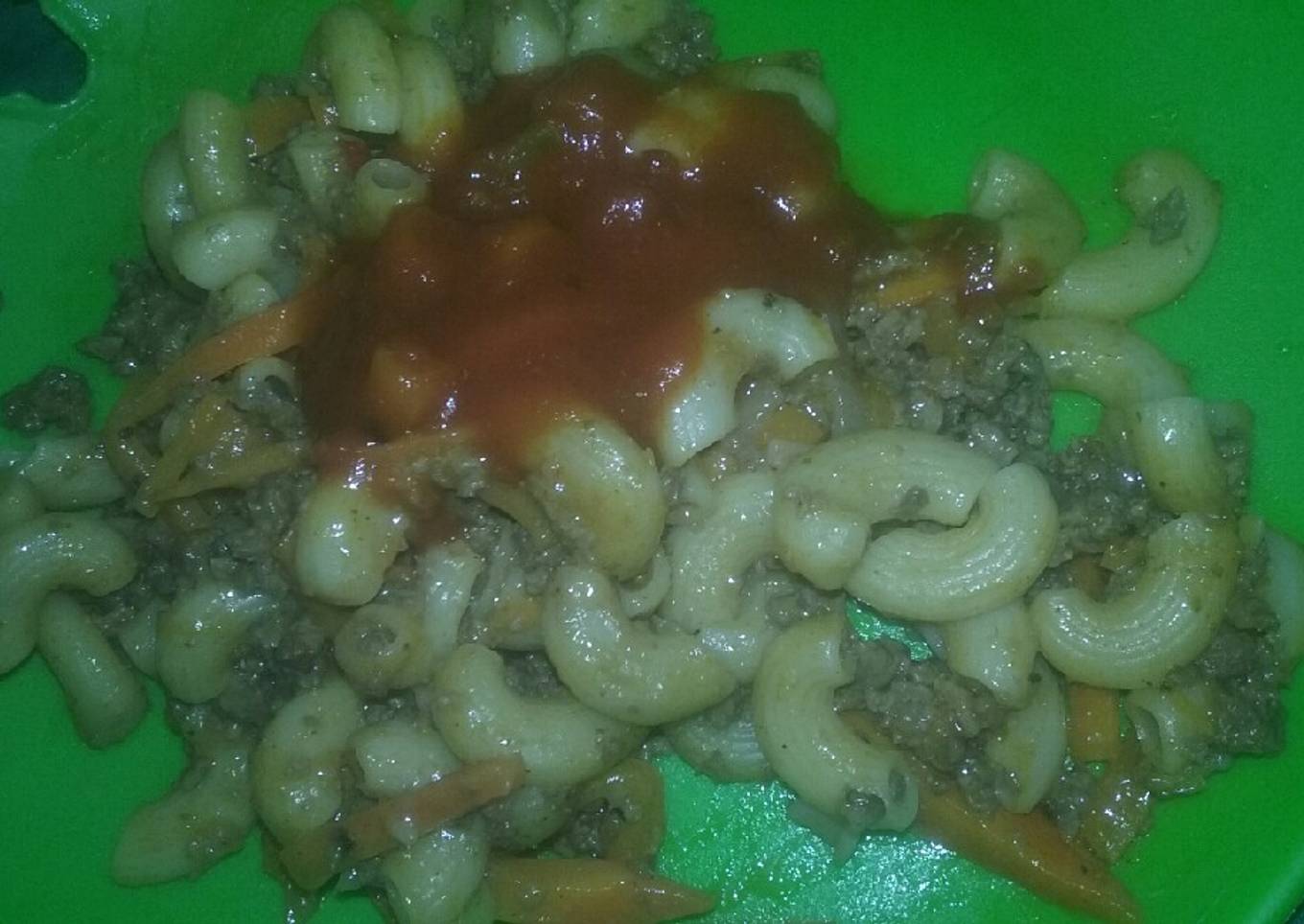Coditos con carne