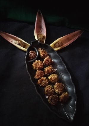A picture of Banana flower poha pakora.
