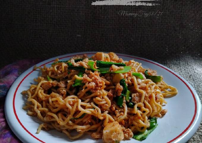 Resep Mie Goreng Sederhana yang Enak Banget