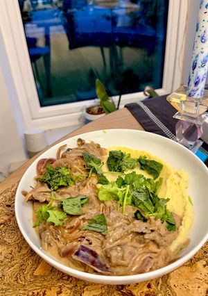 A picture of Lean Beef Stroganoff.