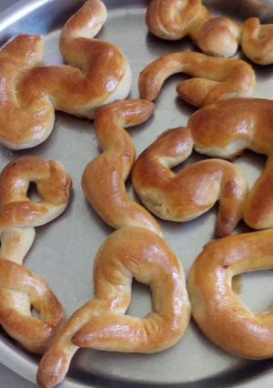 A picture of Croissants.
