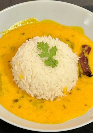 A picture of Alphanso Mango 🥭 Kadhi With Steamed Rice (Fajeto).