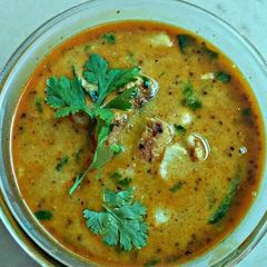 A picture of Arbi Ki kadhi.