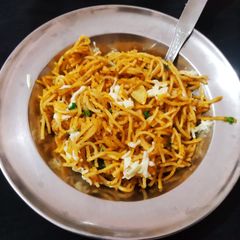 A picture of Cheese chowmein.