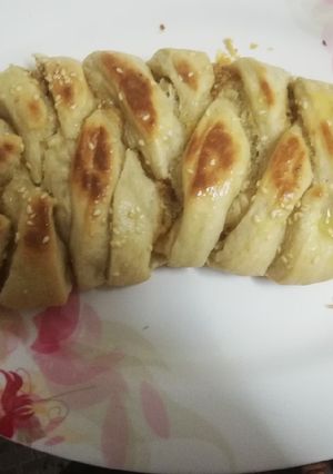A picture of No oven no egg chicken bread.