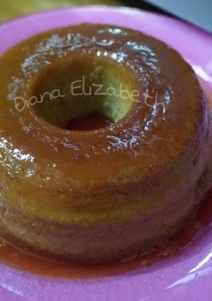 Una foto de Flan de bananas.🍌📣👩🏼‍🍳😃