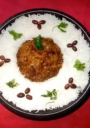 A picture of Rajma chaval.