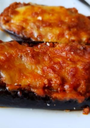 Foto principal de Berenjenas rellenas de carne picada y tomate
