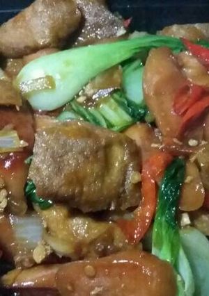 Foto resep Tumis Sosis Tahu Cokelat Pedas Sederhana