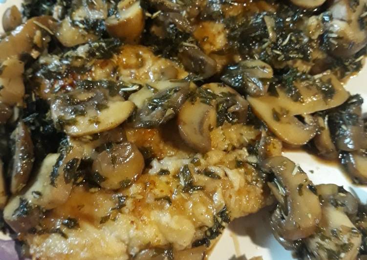 Steps to Make Quick Chicken Marsala