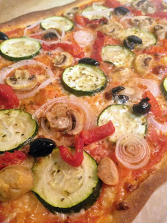 Una foto de Pizza vegetal