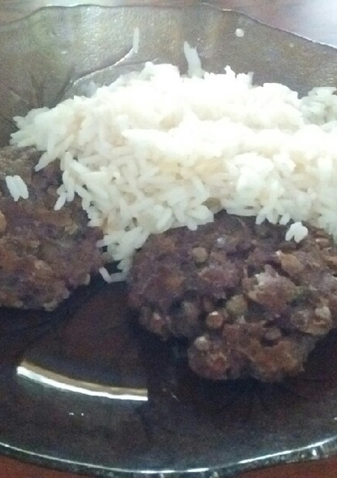 Una foto de Hamburguesas de carne y lentejas