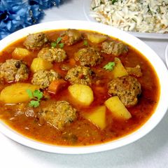 A picture of Mexican meatball soup.