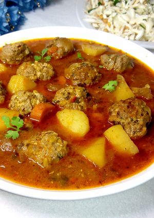 A picture of Mexican meatball soup.