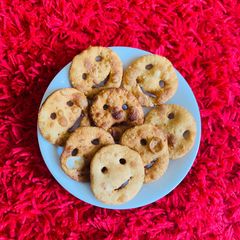 Emoji papdi A picture of Emoji papdi.