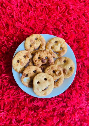 A picture of Emoji papdi.