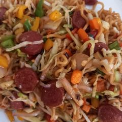 A picture of Vegetable noodles.