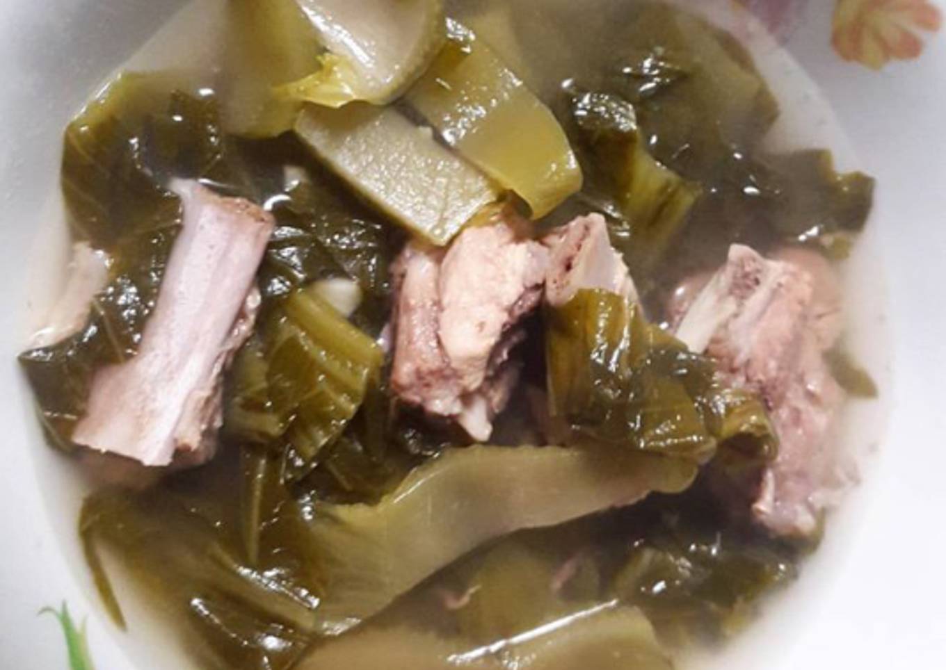 Kuah Baikut Babi Sayur Asin