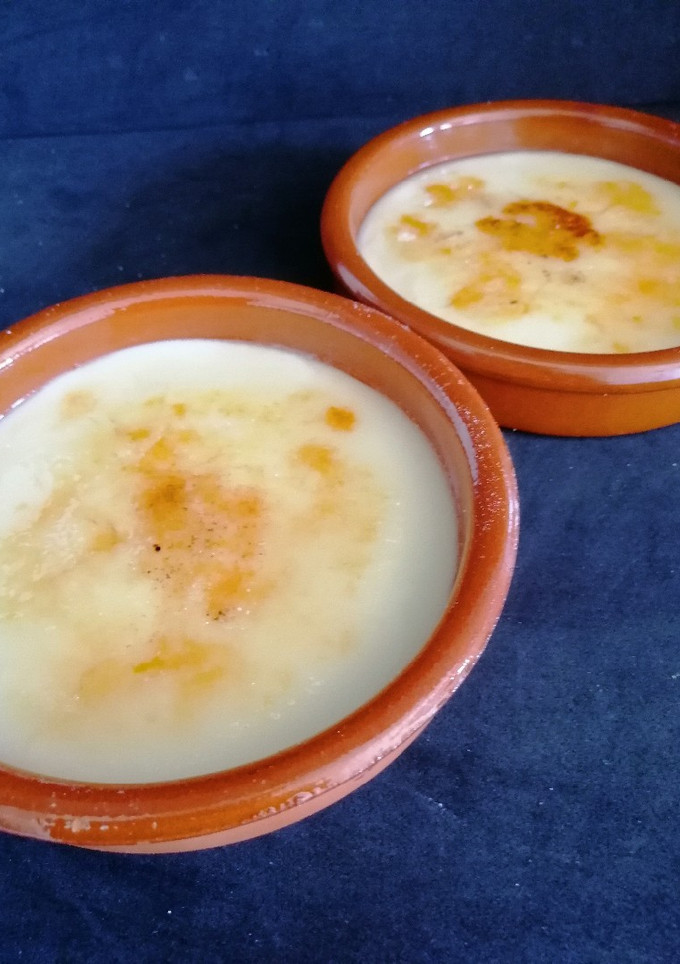 Una foto de Crema catalana
