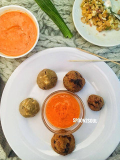 பஜ்ரா சீஸி மோடக்ஸ் செய்முறை முக்கிய புகைப்படம்