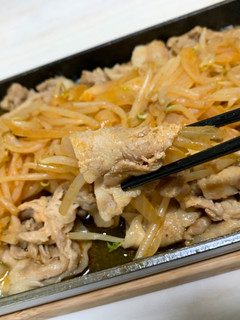 韓式豆芽菜炒豬肉片 的食譜成品照片